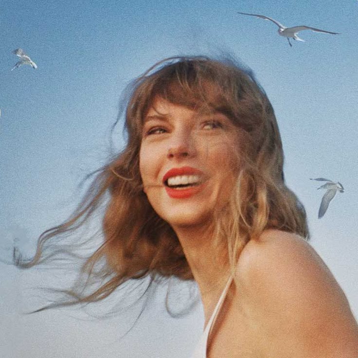 thumbnail-Taylor Swift
