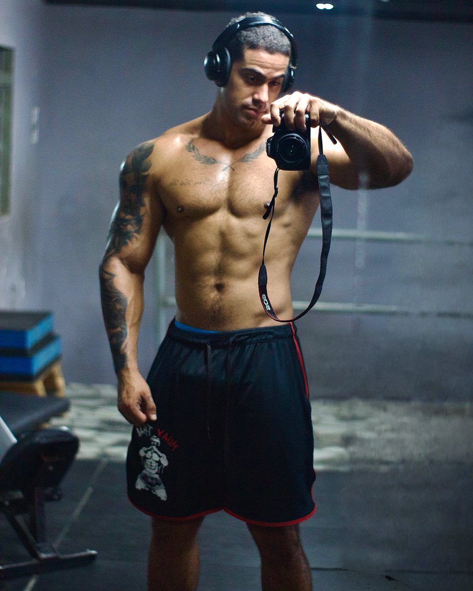 Bom dia 

onlyfans.com/izaquemonteiro

instagram.com/izaque_monteir…