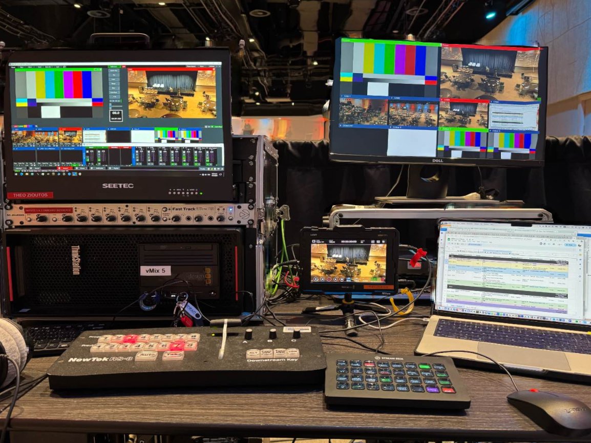 crowdlink2025's tweet image. Crowdlink&apos;s team specializes in technical production and support for events!
With our expertise in live streaming, audiovisual solutions, staging and more we are here to ensure your event runs seamlessly-whether in person, virtual or hybrid 🎥 #AVsolutions