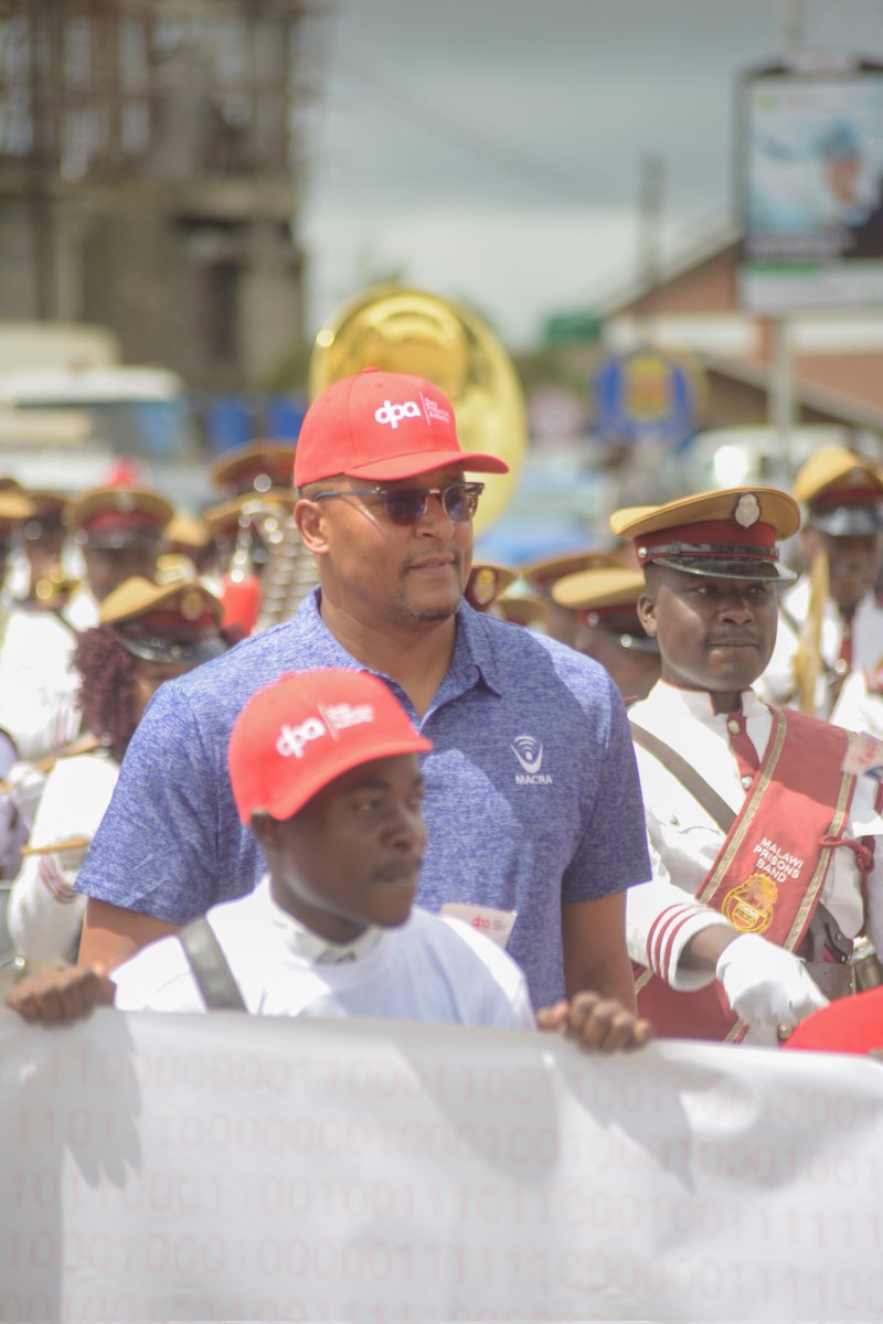 MACRAMALAWI's tweet photo. MACRA team, Brass Band, Njamba Secondary School, and Nyambadwe Private Secondary School, together with the audience, marching to Kamuzu Stadium for the commemoration of Data Privacy Day.
#DataProtectionAuthorityMW
#DataProtection
#PutPrivacyFirst https://t.co/CPBWVoVkdU