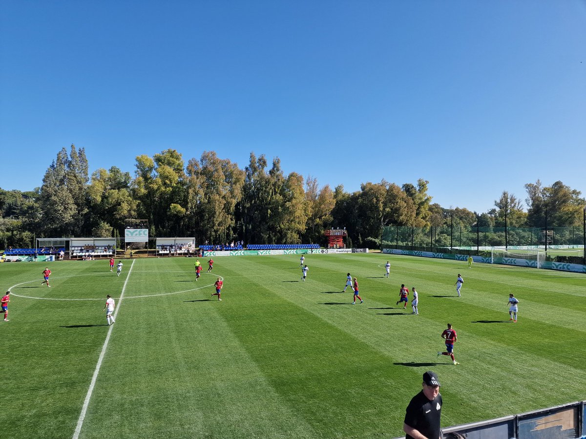 Fotbollstränarlinjen tweet media