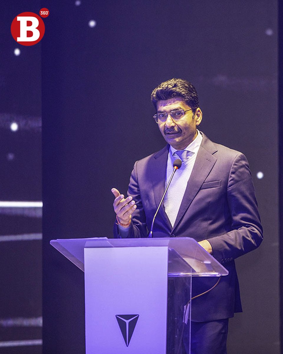 b360nepal's tweet photo. MAW Vriddhi, the official distributor of the pioneering and opulent electric vehicle brand Deepal in Nepal, has unveiled the world’s first ‘Transformer SUV,’ the Deepal E07. #Business360magazine #Business360 #Deepal #DeepalE07 #MAWVriddhi #TransformerSUV - https://t.co/pNa5WavUyi https://t.co/qRS4NZ8gFr