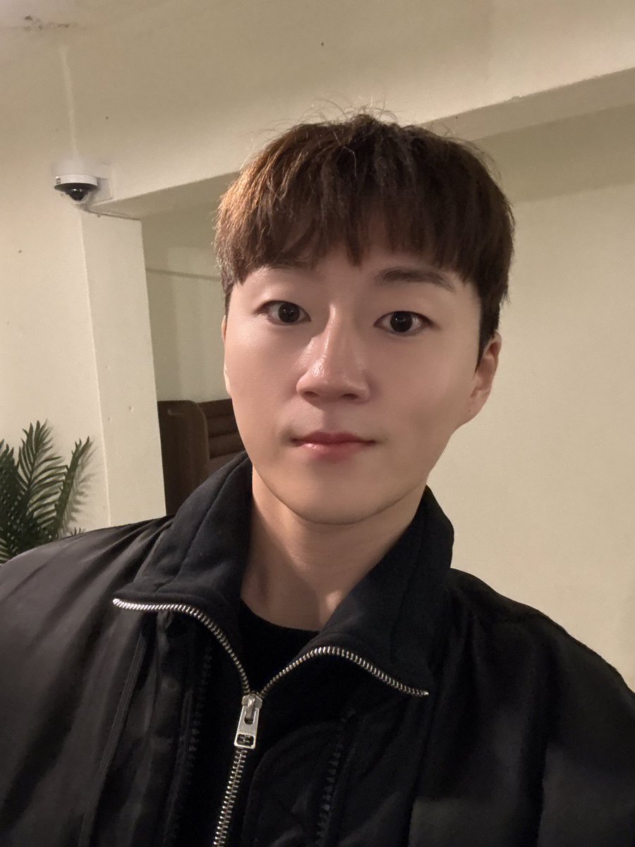 ongnongnong__'s tweet photo. 덮머밍규 지쨔 도토리 같아 귀여워 (˘̩̩̩ε˘̩ƪ) ꢭ https://t.co/24VtbncFZM