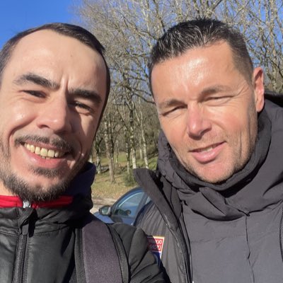 Dégoûté de perdre un tel Mr.

Merci pour toutes ces émotions passées à travers le football <a href="/Pierre__Sage/">Pierre Sage</a>

Tu resteras à jamais dans nos cœurs!