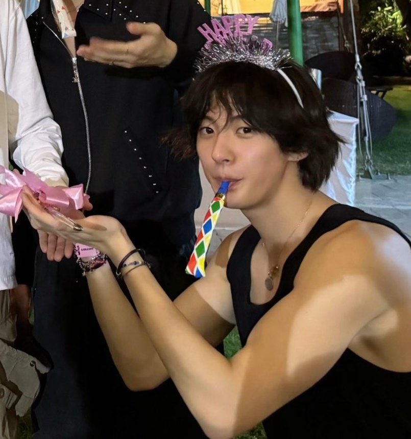 ขั้นชื่อชบาแก้ว  เธอล่ะ                    ก้(ล)ามก้วย