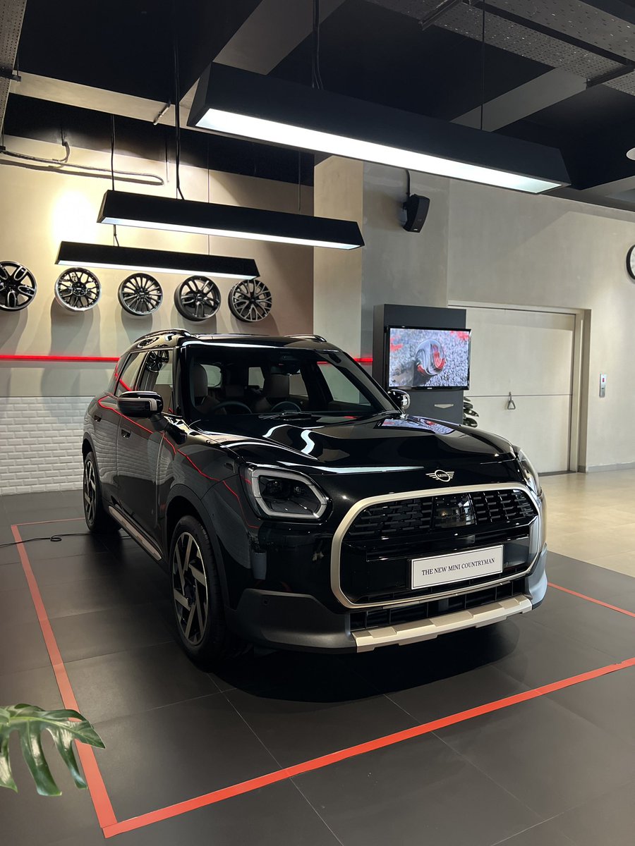 mini_cooper_id's tweet photo. MINI Countryman 2024
Midnight Black

#bestprice 

Segera hubungi kami :
Phill (0822-9889-9498) https://t.co/17GEAj0nML