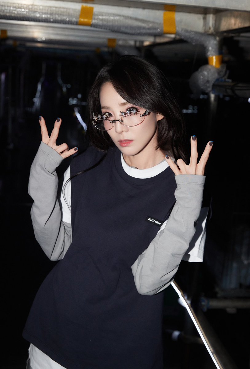 krungy21's tweet photo. Elephant pants everyday 🐘🐘🐘 https://t.co/SojJE9NtUn