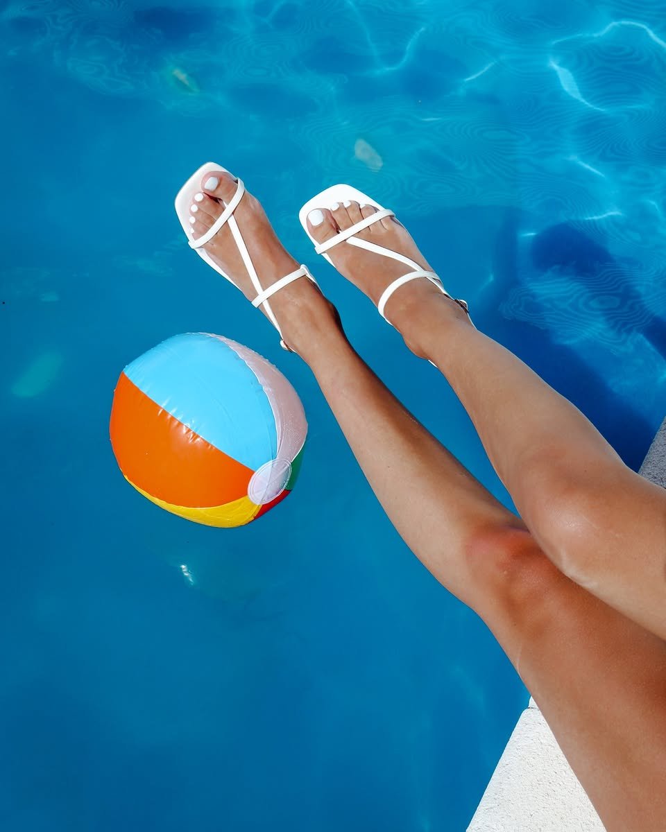 spendlessshoes's tweet photo. Introducing AGATHA, our latest strappy heel that's turning up the heat this summer! ☀️💦 | https://t.co/5jXKtNQdTW