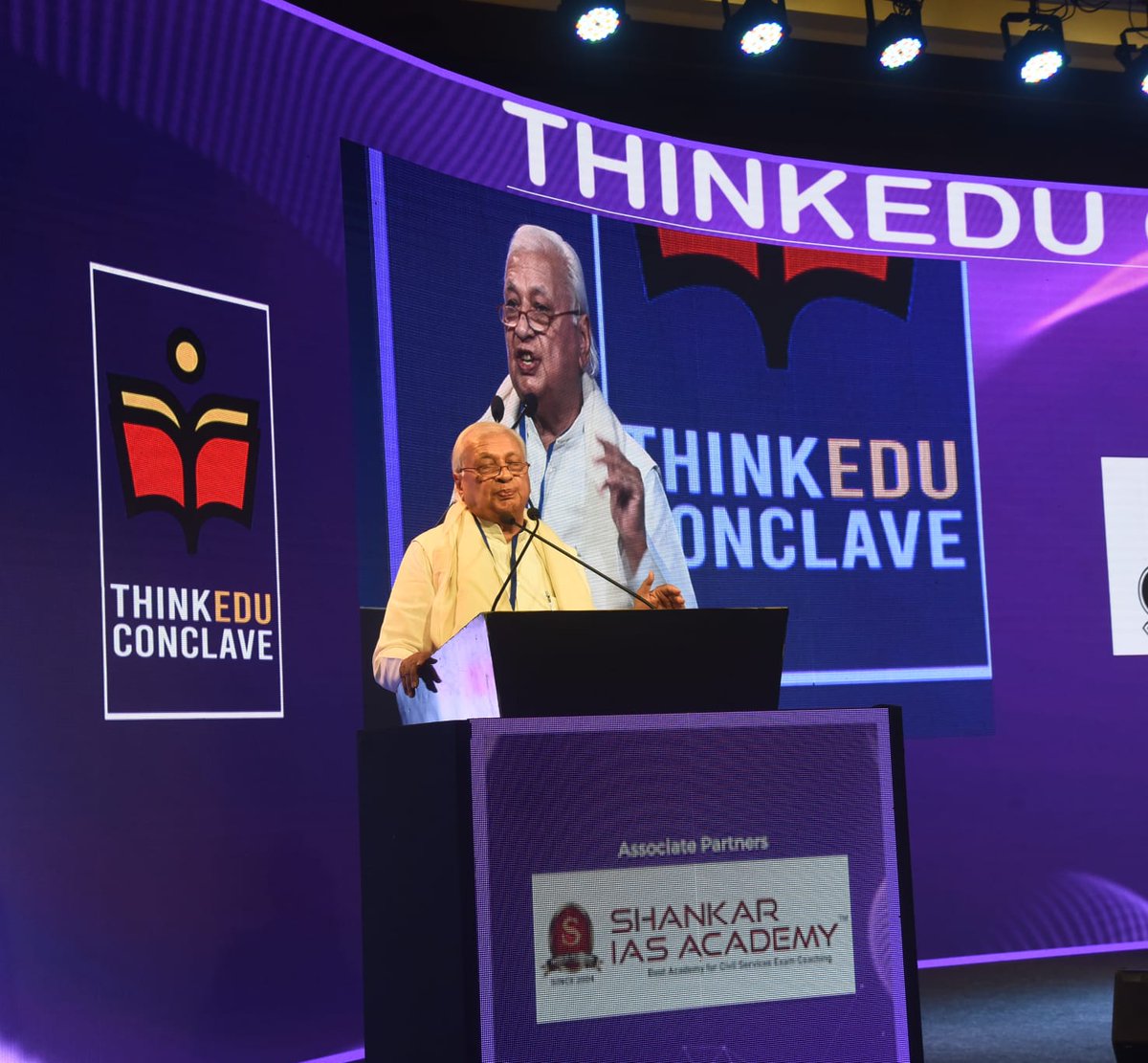 vikramsampath's tweet photo. Diverse &amp; eclectic sessions at #ThinkEduConclave of @NewIndianXpress with wonderful speakers including  @GovernorBihar  Arif Mohammad Khan Sahab, @sanjeevsanyal &amp; @annamalai_k in the morning session on several interesting topics. @PrabhuChawla @kavereeb https://t.co/HhYKLrPxP9