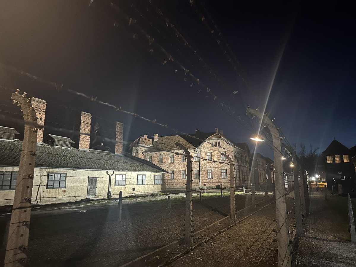 We’re starting a sombre new series today on the <a href="/WeHaveWaysPod/">WW2 Pod: We Have Ways of Making You Talk</a>: the History of AUSCHWITZ, from its beginnings, to its incremental growth all the way through to the bitter end. A story that deserves careful, detailed and considered telling. <a href="/almurray/">Al Murray 🇺🇦</a>