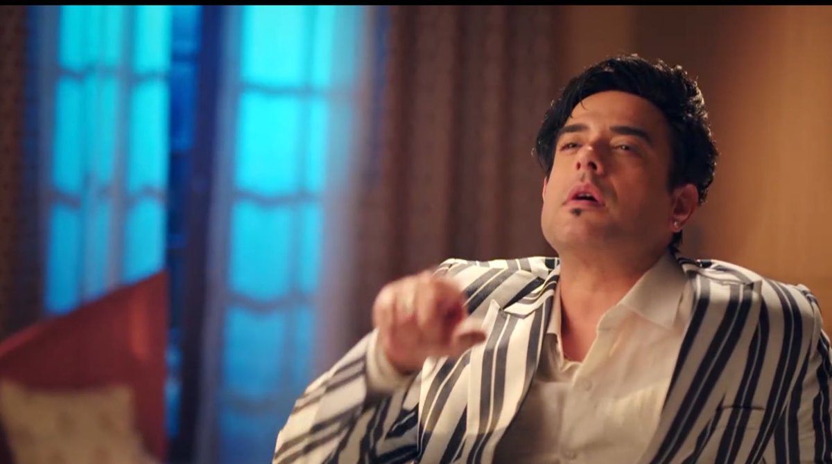 WittyKittyVixxy's tweet photo. @hasanzaidiofficial 

The drunken act was excelled to a T!

#SpittingTruth #Mannat #GaganRaiSingh #mhkpk https://t.co/608Tc52Y9L