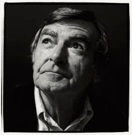 daveainsworth63's tweet image. Remembering the great English writer and critic David Lodge who was born on this day in 1935. He died on 1st January this year #DavidLodge #SmallWorld #ChangingPlaces #NiceWork #ThePicturegoers #GingerYoureBarmy #TheBritishMuseumIsFallingDown #OutOfTheShelter #ParadiseNews