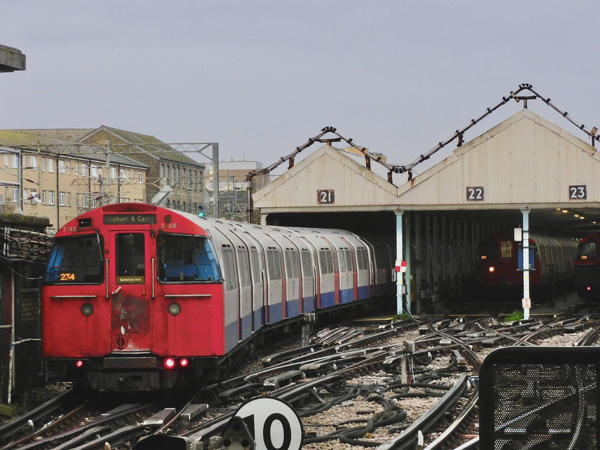 kingy69beard's tweet image. #TubeTrainTuesday #Bakerloo Queens Park in North London where the trains go through the shed, north  of the station.