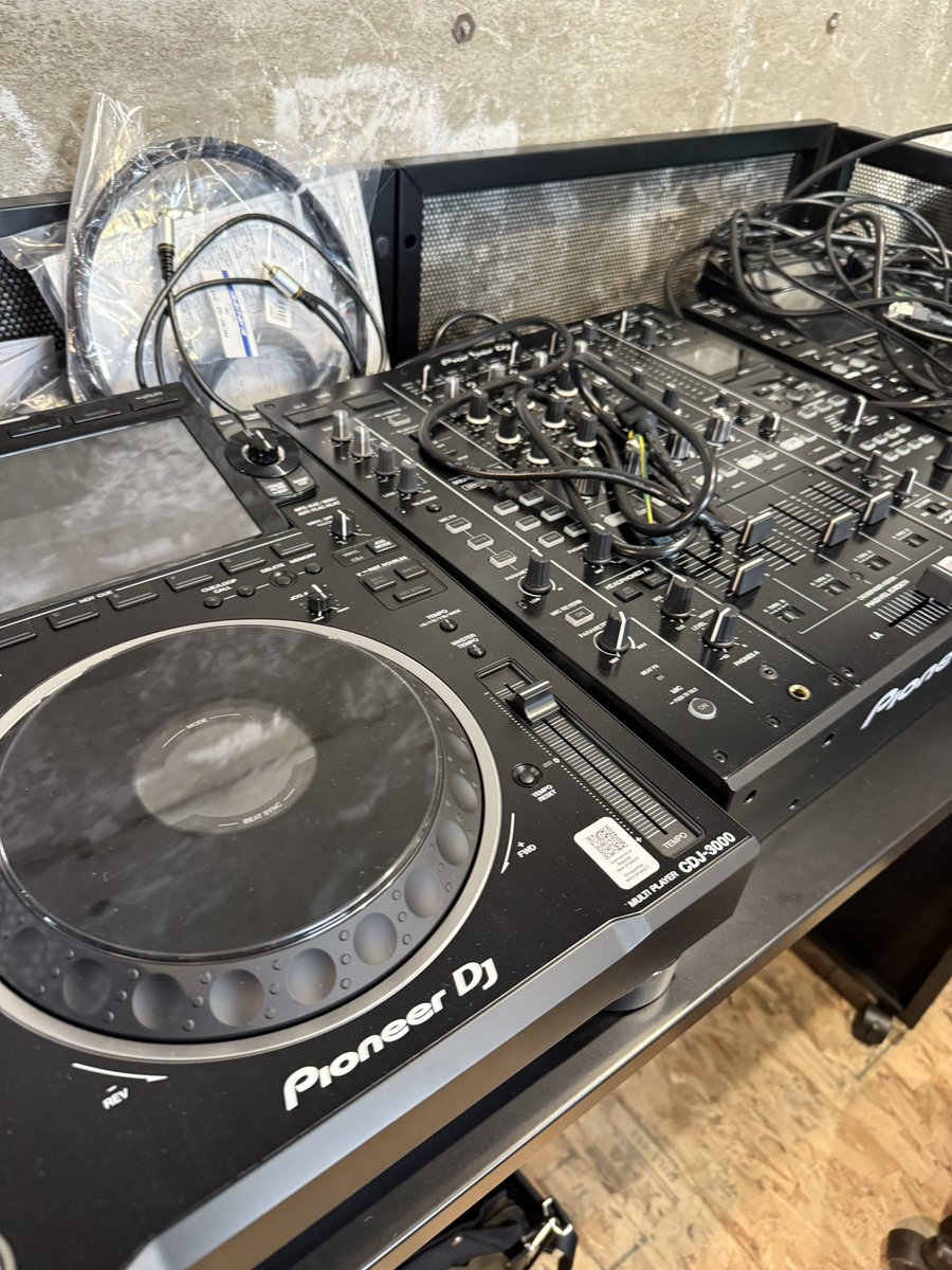 やっとDJ機材手に入った。