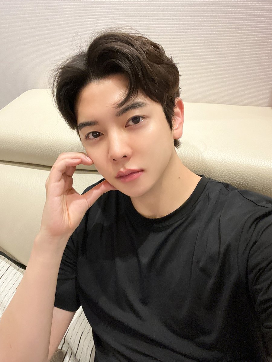 RENLOOKS's tweet photo. no thoughts just him

#렌 #REN #최민기 #CHOIMINGI https://t.co/HEG5HAENjj