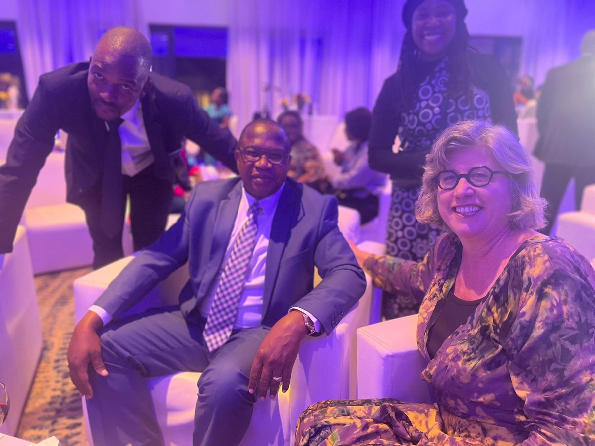 🚀 BIG NEWS! <a href="/Mobility4Africa/">Mobilityforafrica</a> secures investment from the National Venture Capital Company of Zimbabwe (NVCCZ)! 🚀

🎉 #NVCCZ is empowering #startups like us to #innovate and drive #economicgrowth.

Let's drive development and groundbreaking #mobilitysolutions across #Africa. 🇿🇼