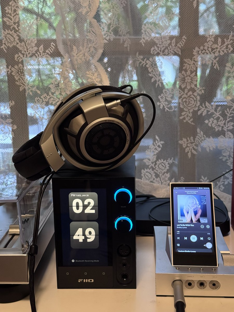 Ewing 🎧 tweet media