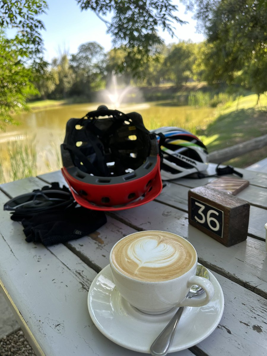 el Fantasma tweet media