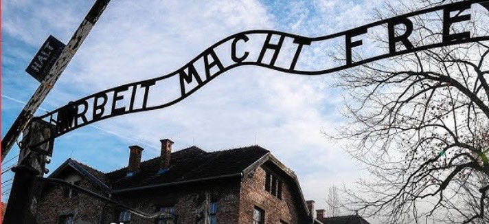 embsuizaespana's tweet photo. Ayer, la Presidenta de la Confederación Suiza @keller_sutter estuvo presente, junto a SSMM los Reyes de España y muchos otros jefes de Estado, en el 80 aniversario del campo de exterminación de #Auschiwtz-Birkenau. 

#Nuncamas 

@CasaReal https://t.co/2ROGZvE4kn