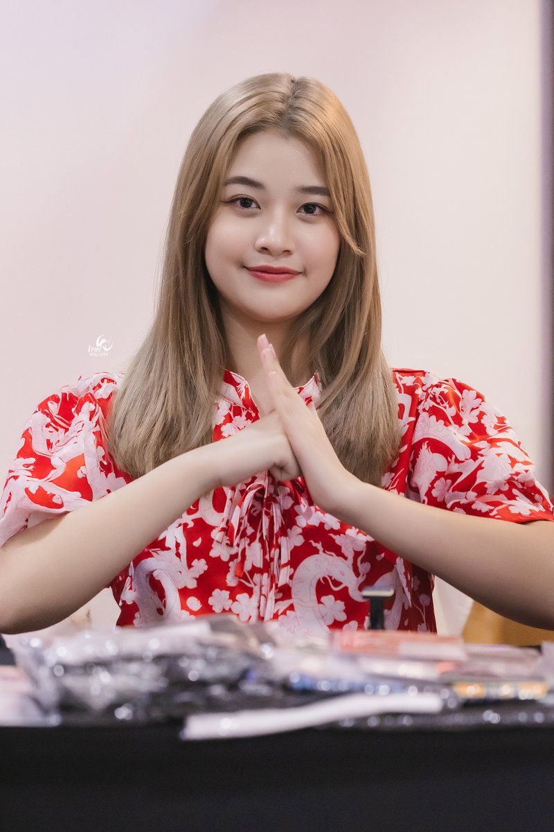 IYoucity's tweet photo. ต้าชั่วเท่อชั่ว ปู๋ย่าวหลาย🎟️
อู๋หลู่หว่อเตอเหม่ย 😍
.
ปีนี้ไม่มีรูป > ใช้รูปปีที่แล้วละกัน!! 🫶🙏
#CGM48 #PimCGM48 #IPimYou #IPimYouCity https://t.co/4tuXHVlI3o