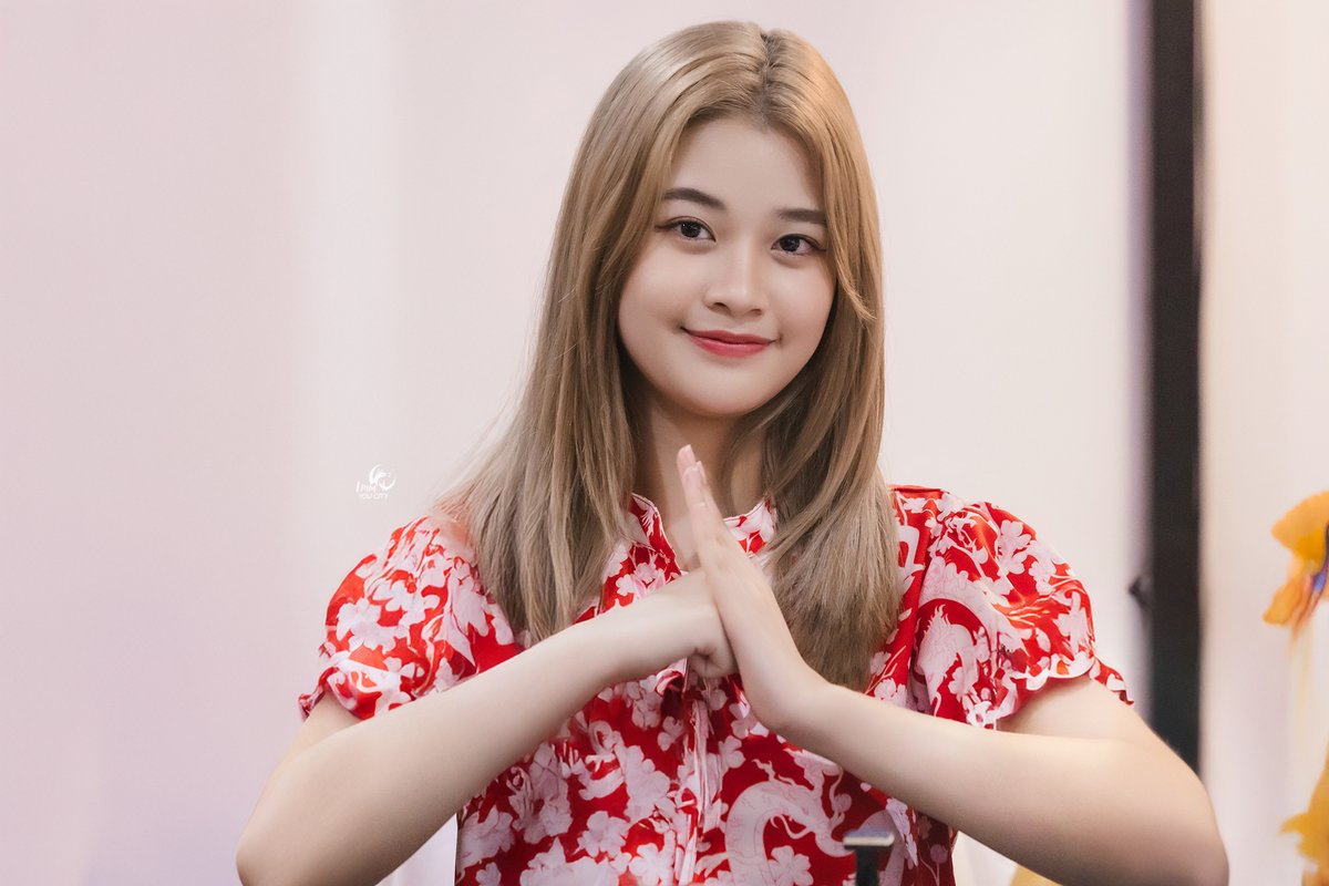 IYoucity's tweet photo. ต้าชั่วเท่อชั่ว ปู๋ย่าวหลาย🎟️
อู๋หลู่หว่อเตอเหม่ย 😍
.
ปีนี้ไม่มีรูป > ใช้รูปปีที่แล้วละกัน!! 🫶🙏
#CGM48 #PimCGM48 #IPimYou #IPimYouCity https://t.co/4tuXHVlI3o