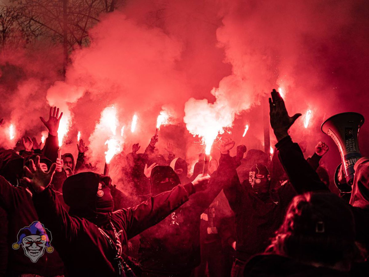 Ultras Lutetia tweet media