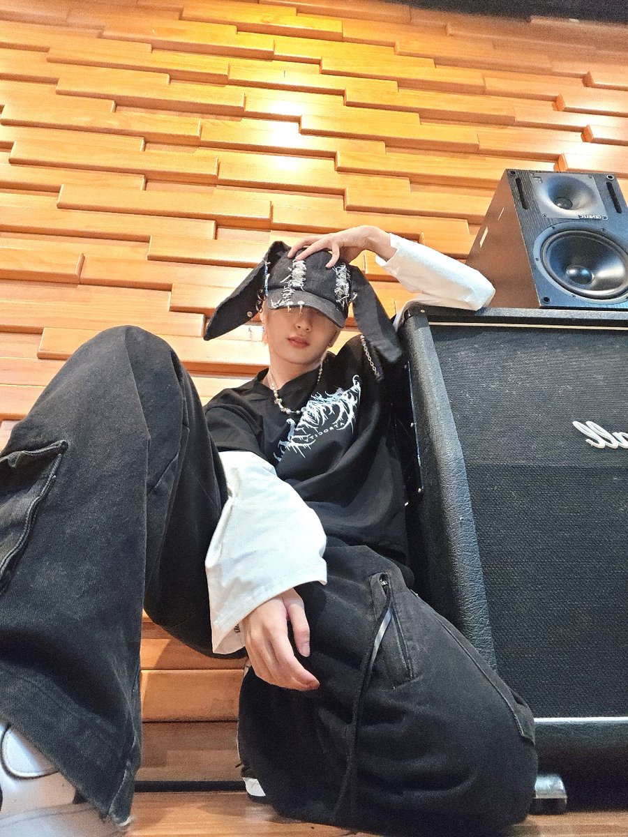 fantasyboys_mem's tweet photo. [#홍성민] 

Hip 🐰 
(다들 아프지 마시고 맛있는 거 많이 드시고 행복하세요!!!)❤

#FANTASYBOYS #판타지보이즈
#HONGSUNGMIN https://t.co/xfY7wr6rH5