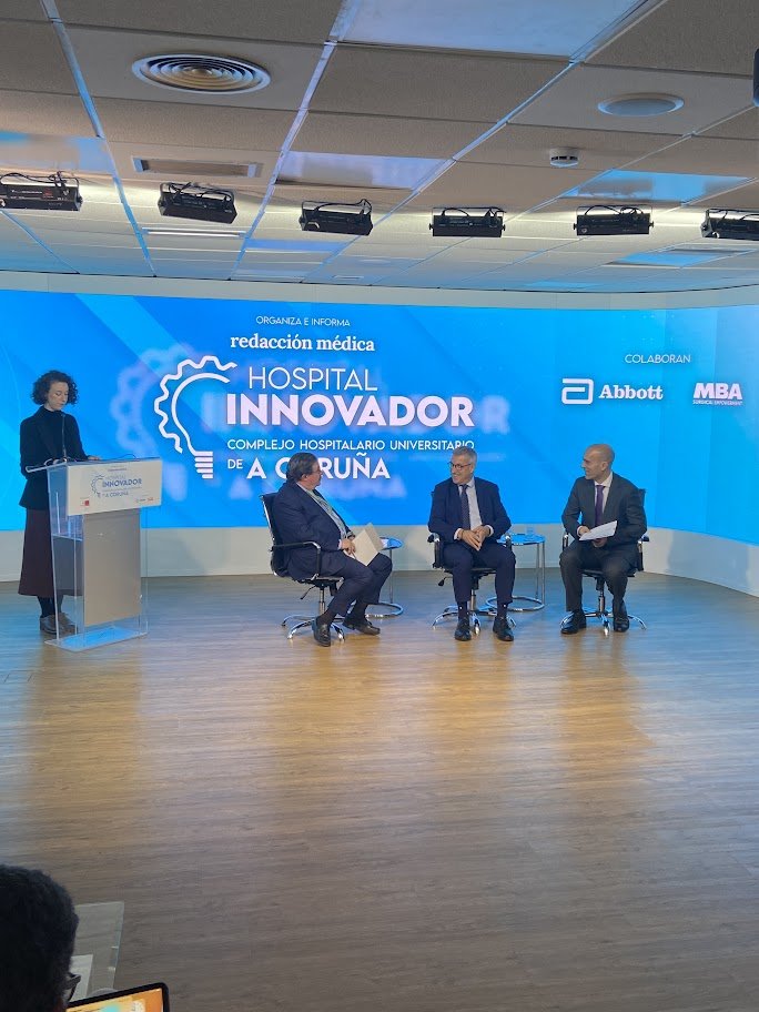 🙌 Ya está todo preparado para que comience una nueva jornada de Hospital Innovador en el plató de Redacción Médica. En esta ocasión, tenemos como protagonista al Complejo Hospitalario Universitario de A Coruña 

<a href="/SanidadeACoruna/">Área Sanitaria da Coruña e Cee</a>