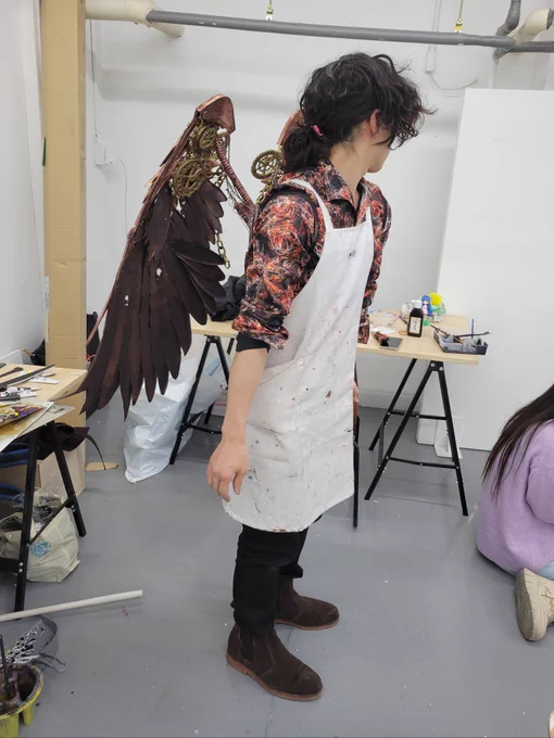 試しに背負ってみました#小道具制作#美術作品#スチームパンク#翼 
