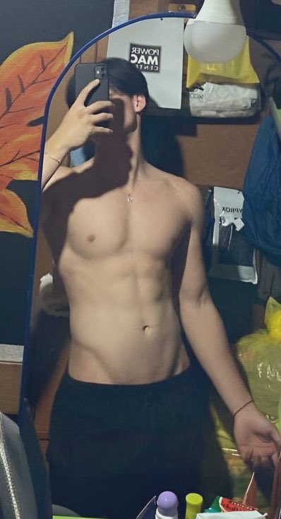 Khanh1398 tweet media