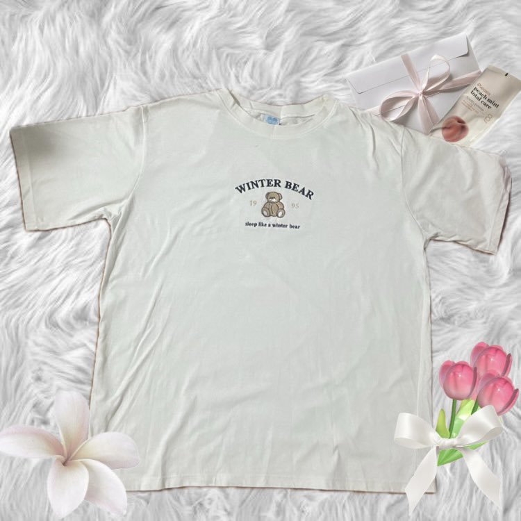 jjrubyjaymini's tweet photo. เสื้อยืด
✿︎ โอเวอร์ไซส์
✿︎ 50฿

#เสื้อผ้ามือ2 #เสื้อครอป #ส่งต่อเสื้อผ้ามือสอง #เสื้อผ้ามือสองราคาถูก 
#เสื้อผ้ามือสอง #เสื้อผ้ามือสองสภาพดี #ส่งต่อเสื้อผ้ามือสองสภาพดี #ส่งต่อเสื้อผ้า #โล๊ะตู้เสื้อผ้า https://t.co/vON8RPYbks