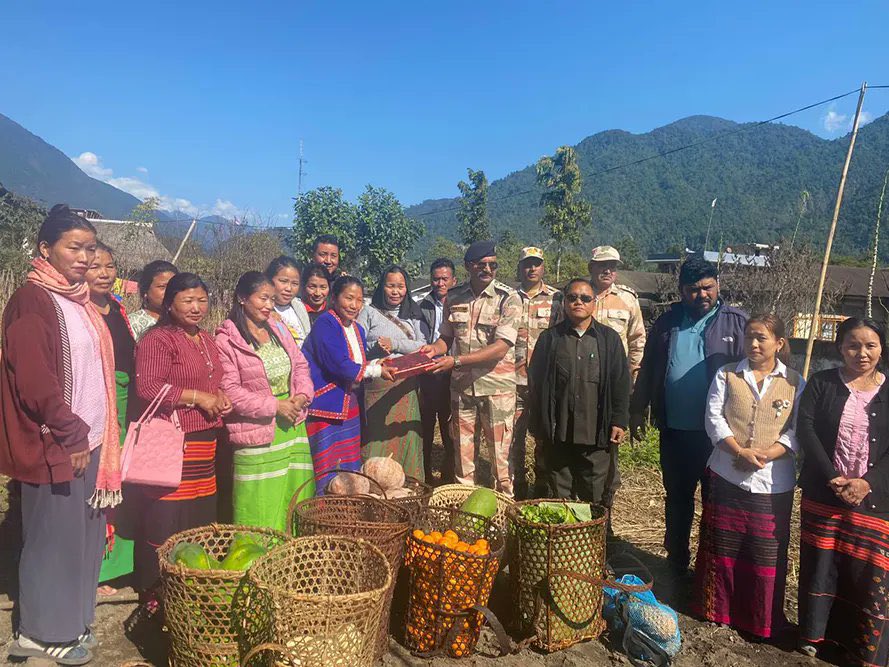 PemaKhanduBJP's tweet photo. Kudos to the farmers & SHG of Zido village for delivering the first batch of produce to @ITBP_official.

MoU between ITBP & Arunachal Pradesh Agriculture Marketing Board opens doors for livelihood, opportunities & empowerment, especially for women-led SHGs.

Keep innovating & leveraging new tech for a sustainable future.