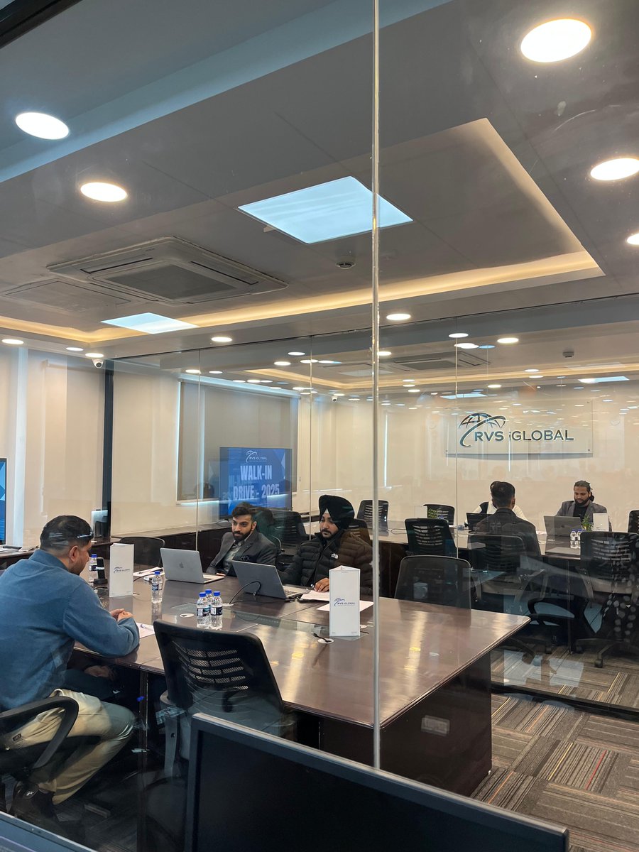 rvsiglobal's tweet photo. Successfully hosted Walk-In Drive at our office, welcoming 150+ IT professionals! 50 have been shortlisted for the next round.

Candidates praised the process, work environment, and growth opportunities at RVS. Ready to join us? Apply now: jobs@rvsiglobal.co.uk.

#hiring #jammu https://t.co/I5obGiPFEN