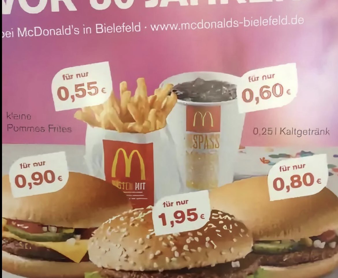 angerannt's tweet photo. da war das leben noch unkompliziert 🚬 https://t.co/6yWSIRYxRk
