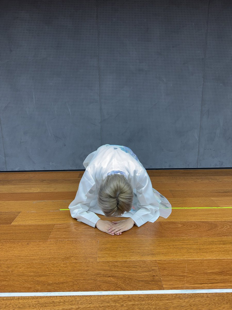 새해 복 많~~~~이 받으세요🙇‍♂️🫶
#성민