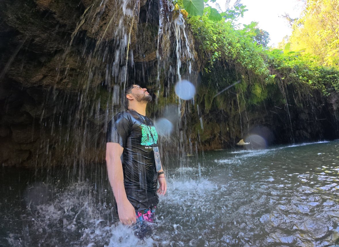 odjesus_'s tweet photo. UNA EXPERIENCIA INOLVIDABLE 🔥🌊 

First trip of 2025’ PR

#cavetubing #puertorico #arecibo #adventure #vacation #2025 https://t.co/hiLY0Xn9Gf