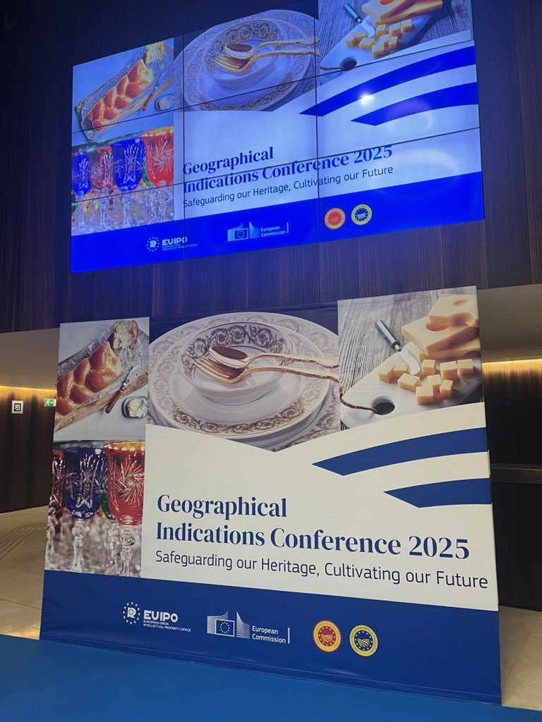 arepoquality_eu's tweet photo. Pleased to be in Alicante for two days dedicated to #GeographicalIndications. We’re looking forward to delving into enriching discussions about #EUQuality
@EUAgri @EU_IPO https://t.co/Czqa0rH6cE