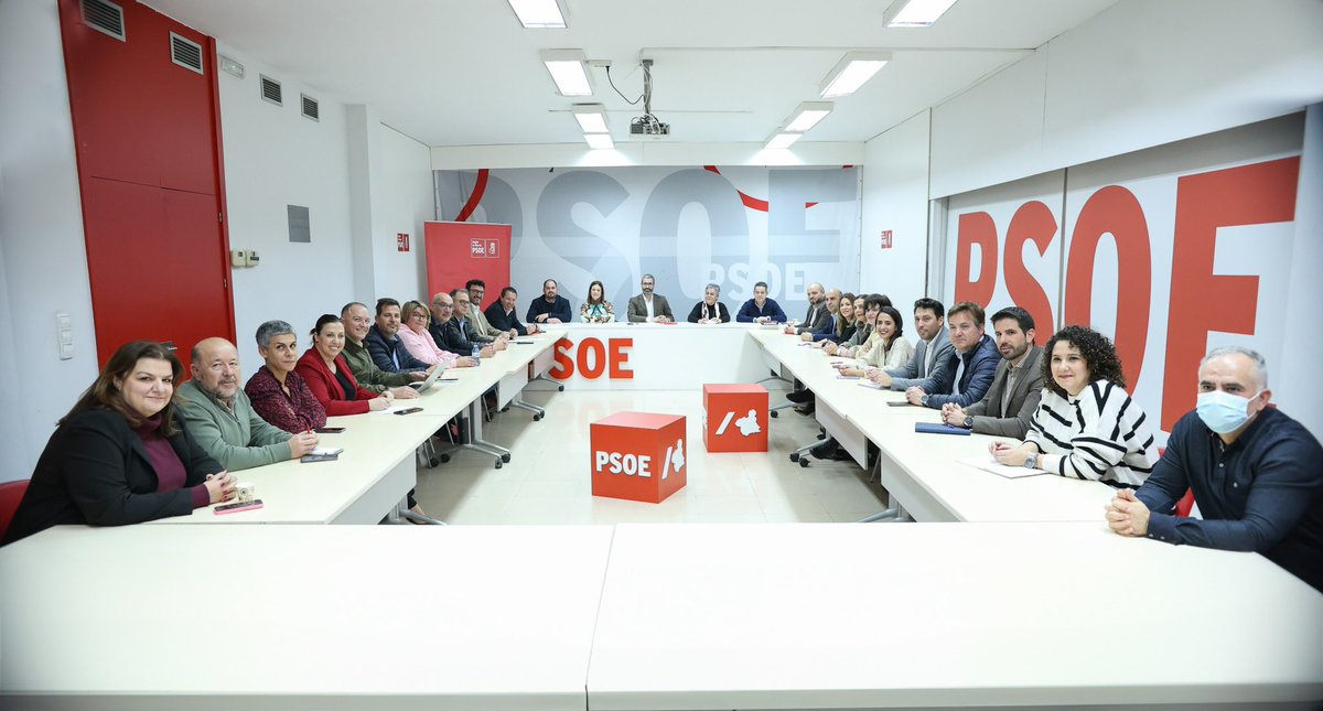 El municipalismo forma parte de nuestro ADN.

Gracias a los alcaldes, alcaldesas y grupos municipales por vuestro compromiso diario para mejorar la vida de vuestros vecinos y vecinas.

Pondremos todos los recursos a nuestro alcance para apoyar vuestra importante labor.