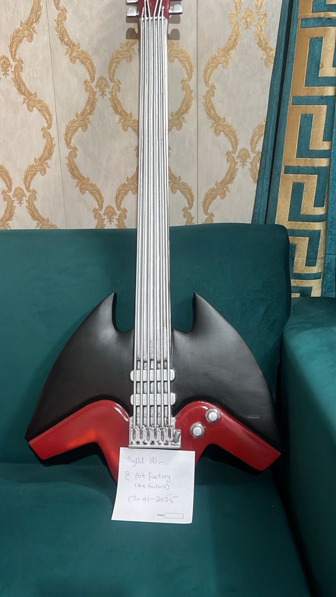 ZAtisuto's tweet photo. 🚨FOR SALE: 🚨 3D-Printed Thorn Guitar Prop (Hex Girls – Scooby-Doo)

Custom Thorn guitar prop for $2.5k (negotiable). Made for a client who approved it but later canceled. Selling urgently to recover my loss, as the client only paid half the making cost, and I used my own funds. https://t.co/rLzuDjlPUX