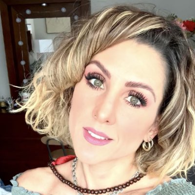 RominaMPOficial's tweet photo. #NuevaFotoDePerfil https://t.co/LI3WoCKqw9