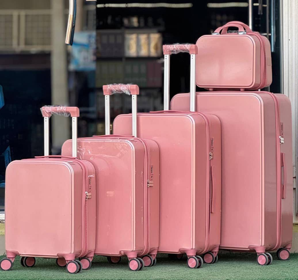 FatimaJiya3's tweet photo. Luggage 🧳 by5 #155k
By4 #300k
https://t.co/9aAxN1K38J
WhatsApp 08180334254.
Kano State/Minna, Niger State,Nigeria 🇳🇬 https://t.co/Ph75teflvB