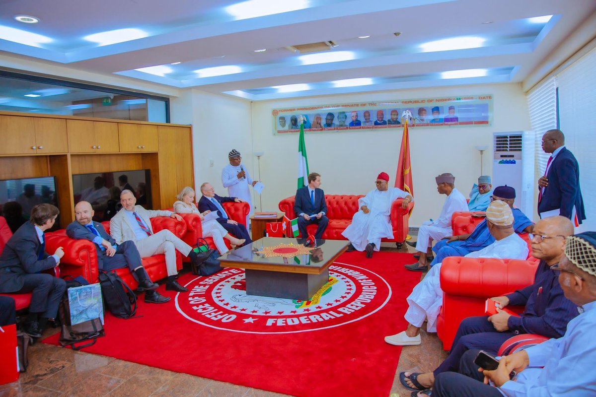 KingAlbert280's tweet photo. Senator Akpabio’s leadership symbolizes progress for Nigerians. #SenAkpabio #SenateUpdates https://t.co/kkKvnyxrGE