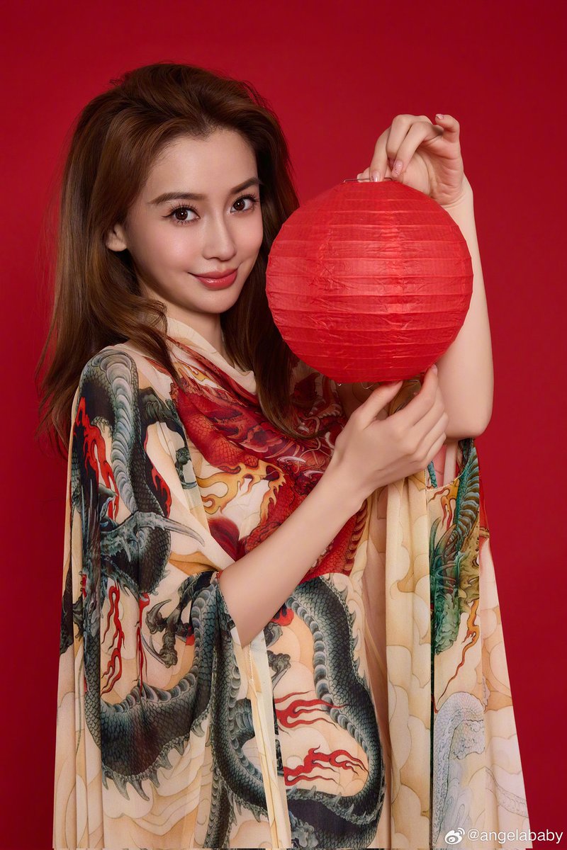 angelababy 杨颖 updates tweet media