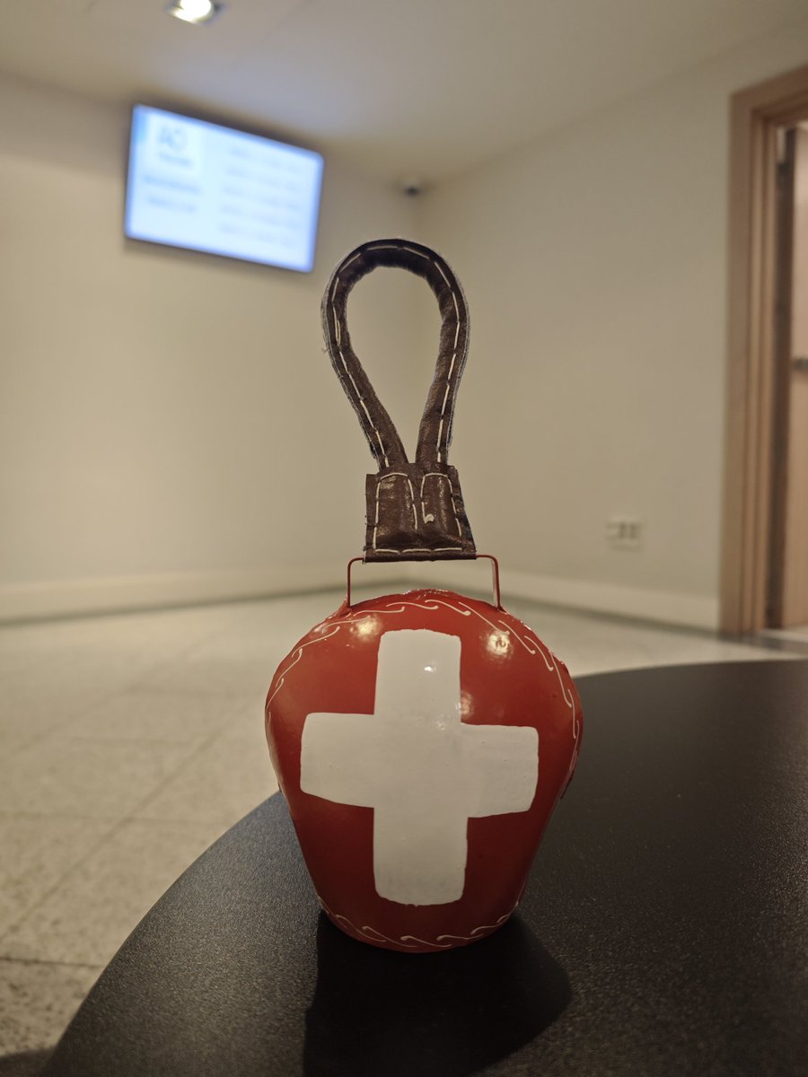 pedrolacacerola's tweet photo. Dia 2. Curso #AOTrauma Básico en Principios del Manejo de las Fracturas. #AO_Week @AO_spain @ao_orp. El control del tiempo es fundamental. Puntualidad 🇨🇭 https://t.co/xqVTNp5Mfc