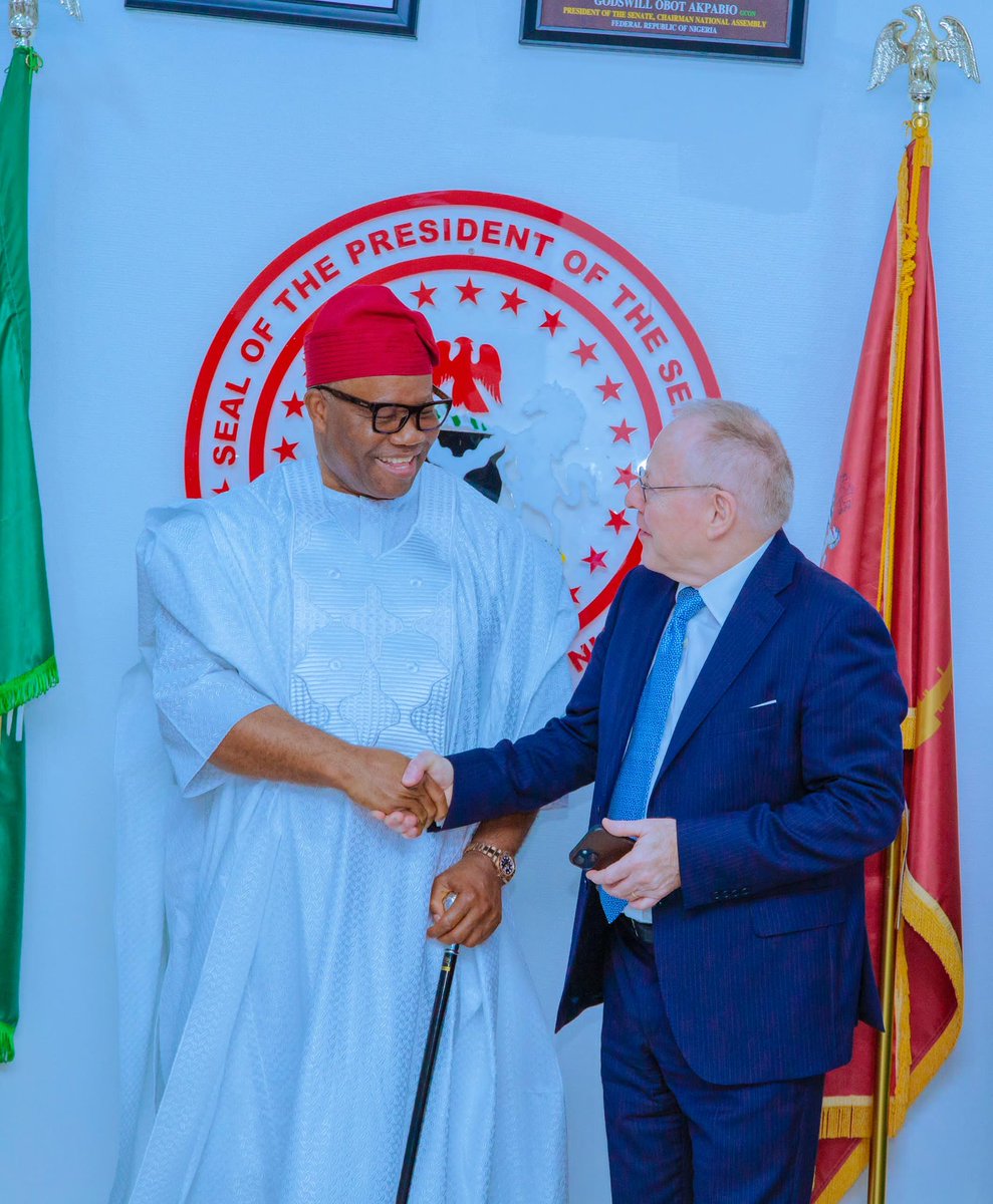 KingAlbert280's tweet photo. Guiding the Senate towards solutions that matter—Senator Akpabio shows what true leadership looks like! #SenateProgress https://t.co/b1M8y1NOIa