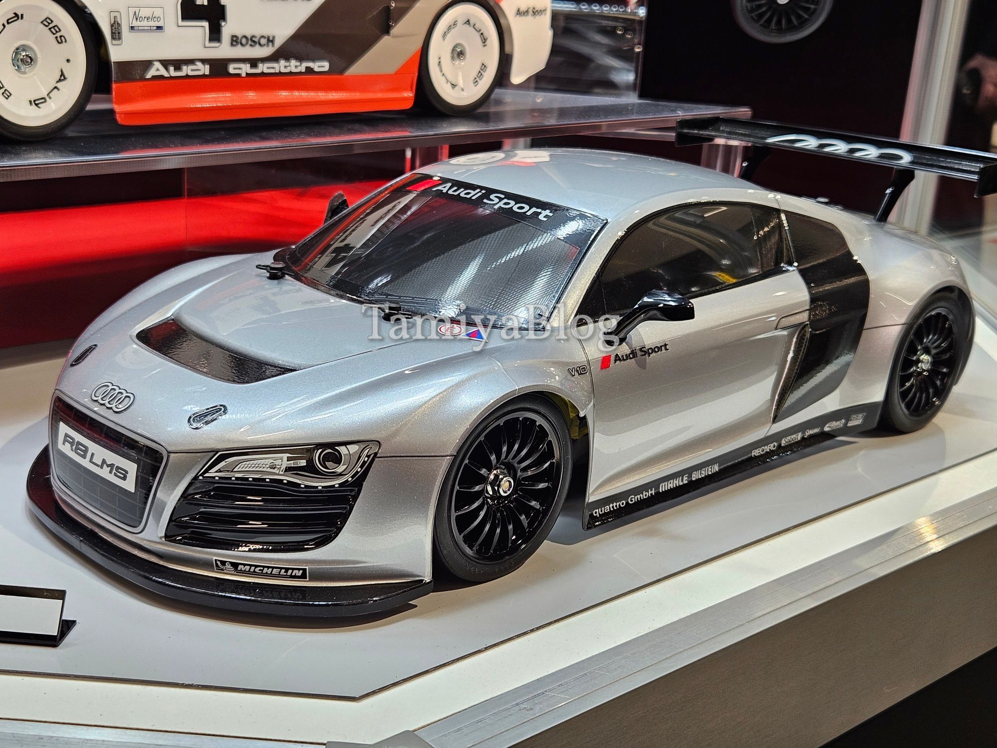 Audi R8 LMS No.24 Audi Sport 1/18 | eBay