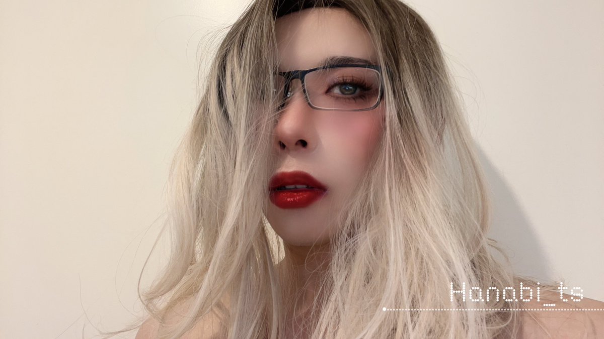 大家新春快乐！(把自己p的很喜庆
#男娘 #女装子 #伪娘 #Femboy