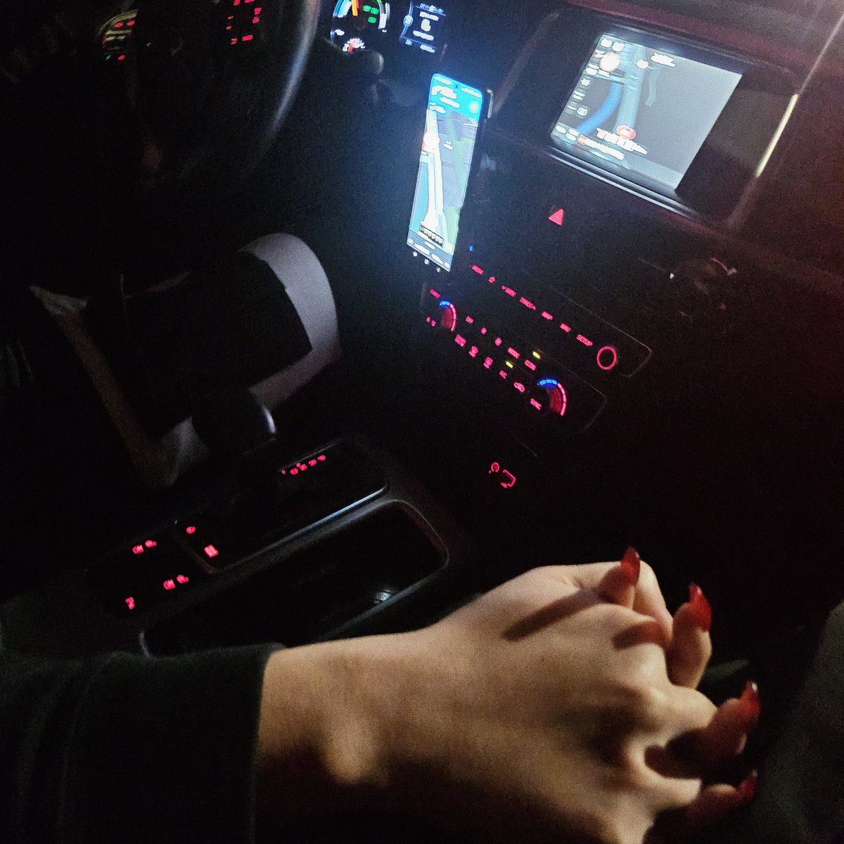 오늘이♡ tweet media
