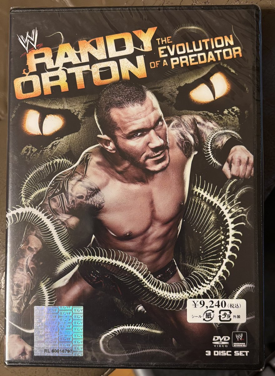 Bs2Fo111's tweet photo. 「WWE ランディ・オートン エボリューション・オブ・プレデター」を買った〜ドキュメンタリーが観たかった！！

#wwe #ランディ・オートン #RKO #毒蛇 https://t.co/DphTa2GiAe