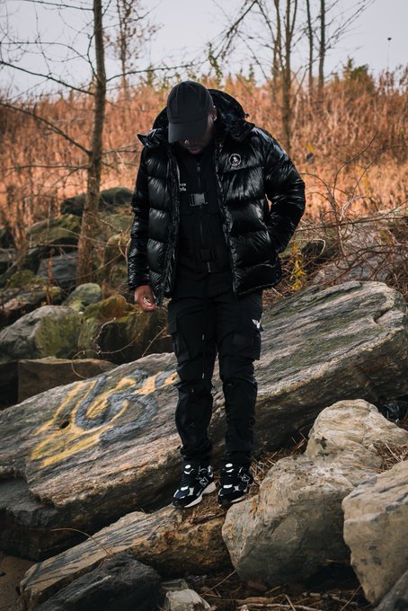 Watch Mystery Benjamin 🤧's leaked NSFW photo on TwXstars